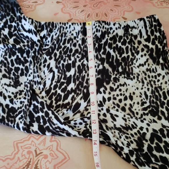 Chicos Leopard Print Cheetah Print Pants Wide Leg - Picture 4 of 9